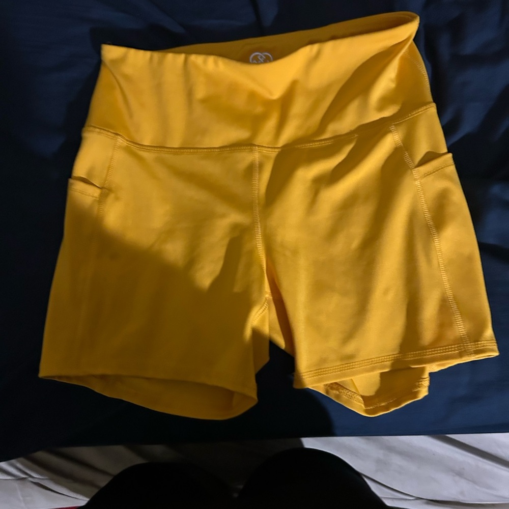 Daisy Fuentes Yellow Bike Shorts